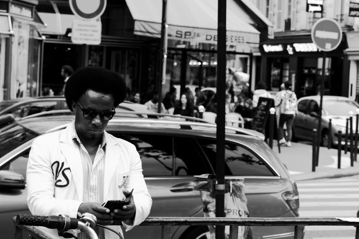 Black and White | Street Photography | Paris | Where is Hutch?